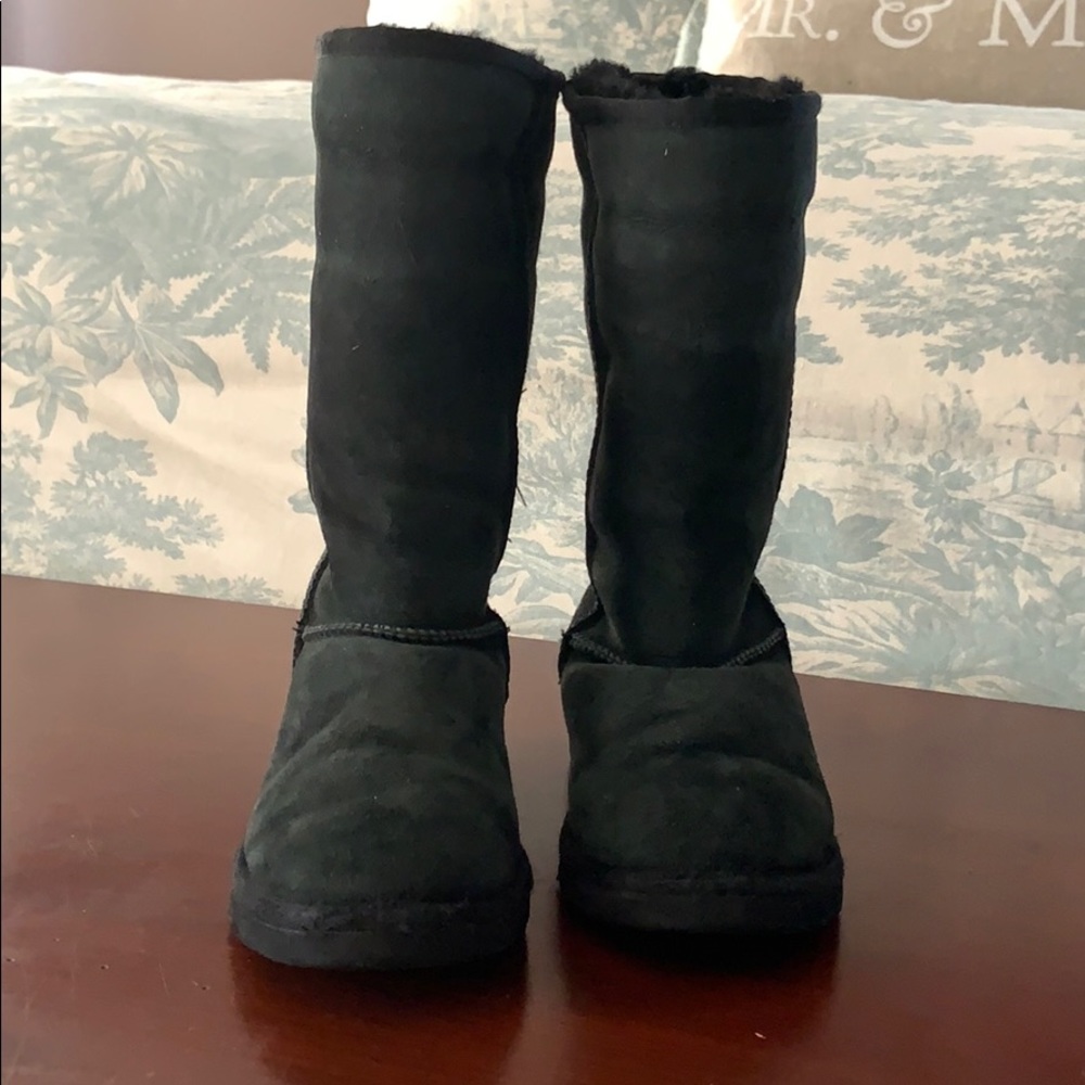 UGG Australia Boots Classic tall girls size 1